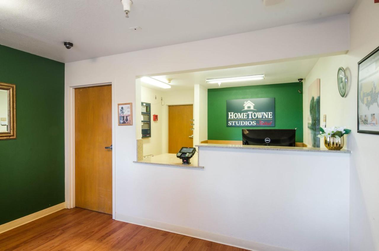 Hometowne Studios By Red Roof Denver - Thornton Exteriér fotografie