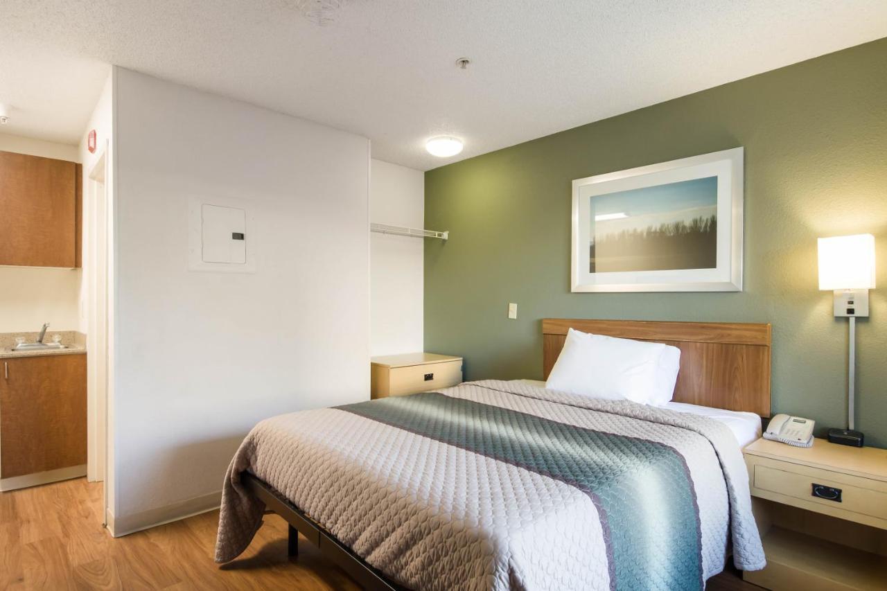 Hometowne Studios By Red Roof Denver - Thornton Exteriér fotografie